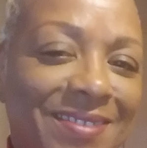 Meet your Posher, Ines